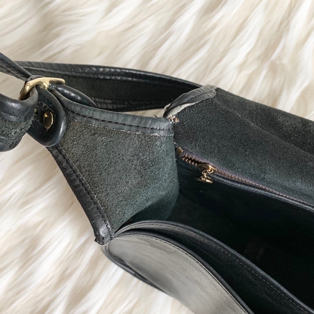 SOLD! Rare Vintage Coach Saddle Crossbody Bag - Picture 14 of 15